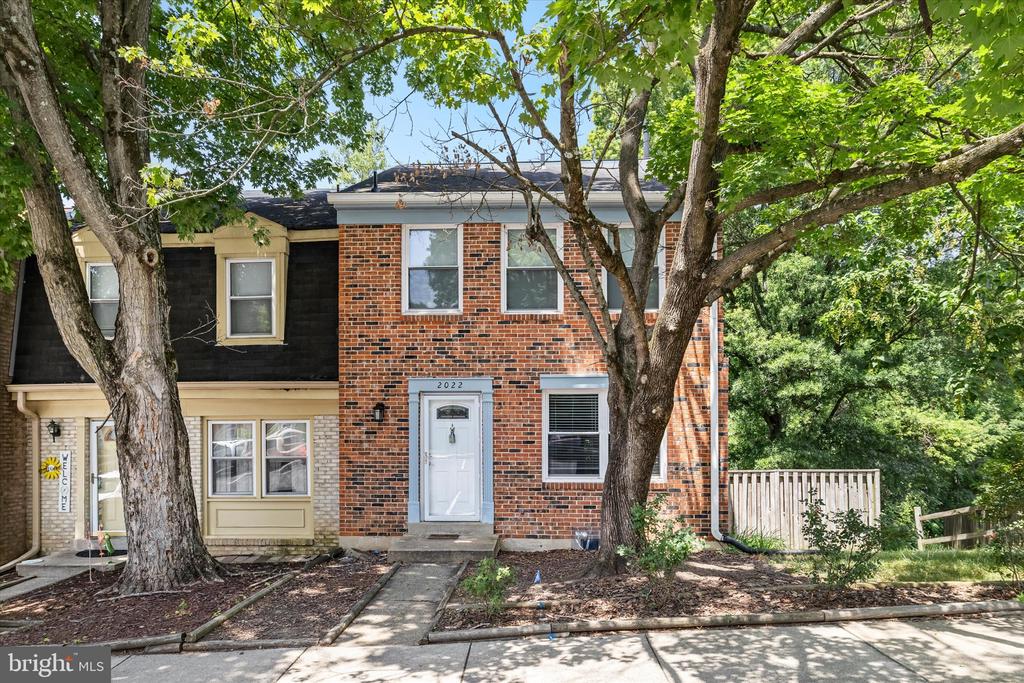 2022 MAYFLOWER DRIVE