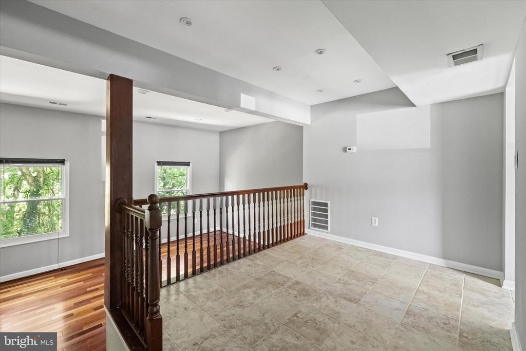 2022 MAYFLOWER DRIVE