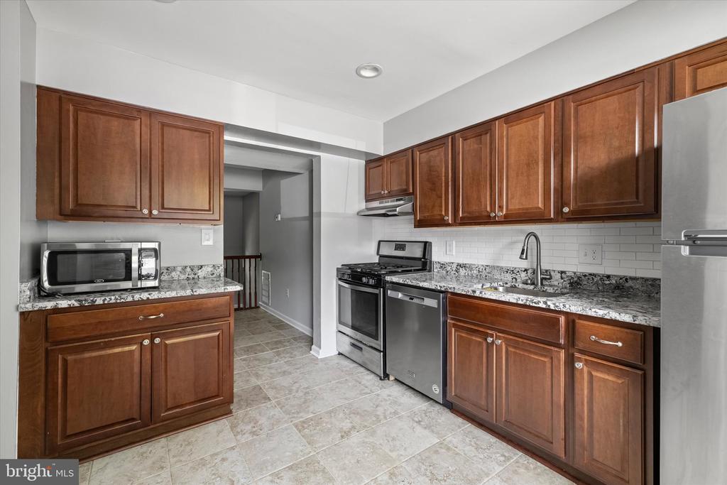 2022 MAYFLOWER DRIVE