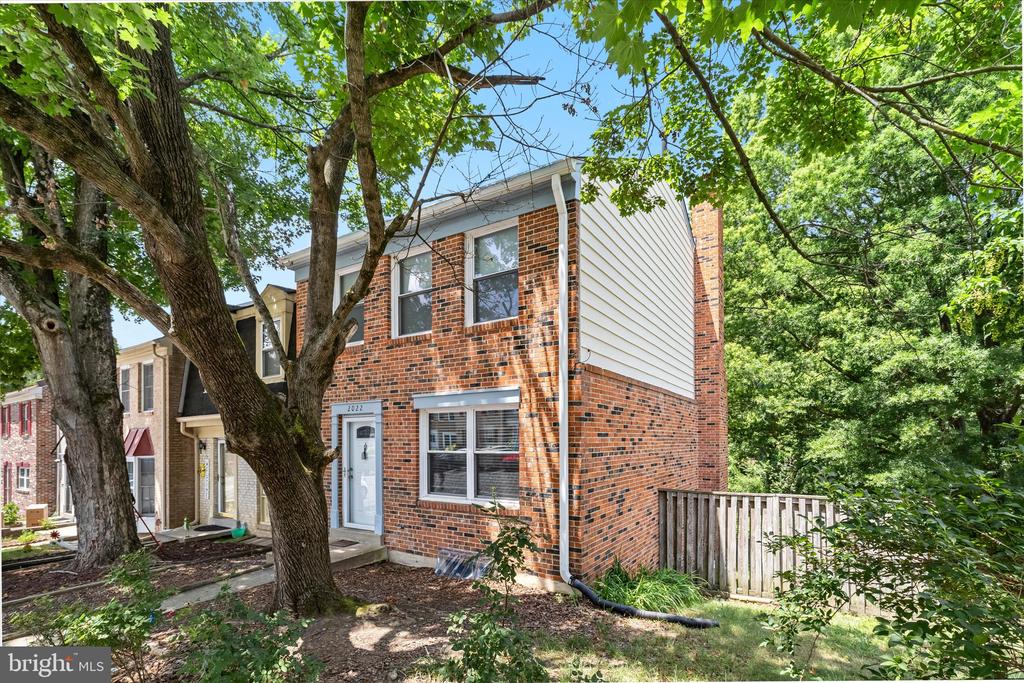 2022 MAYFLOWER DRIVE