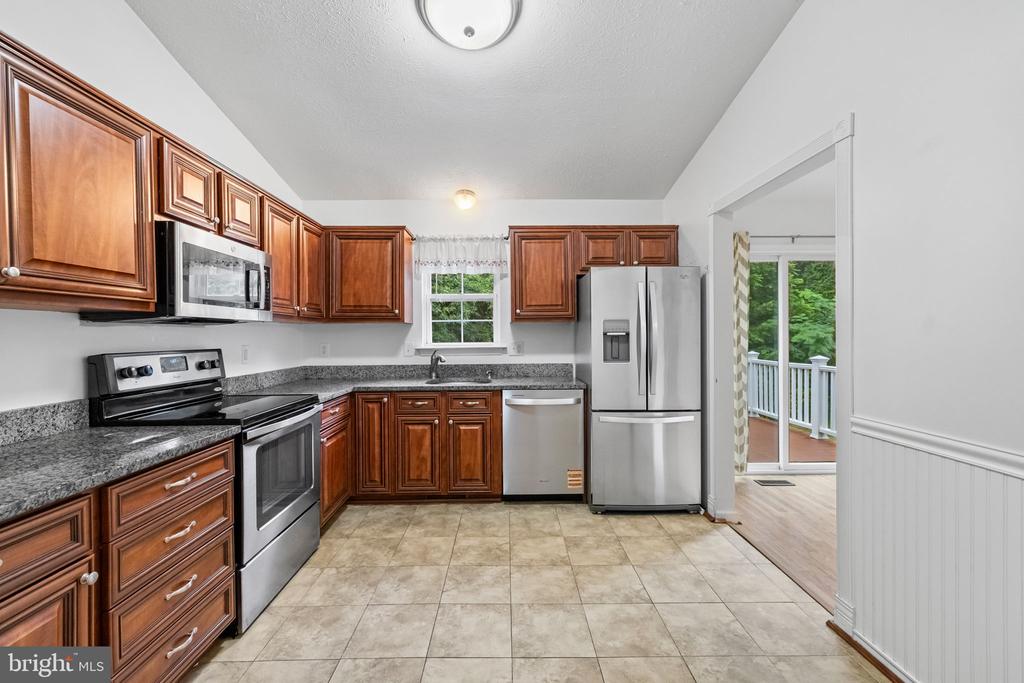 11617 LUCASVILLE ROAD