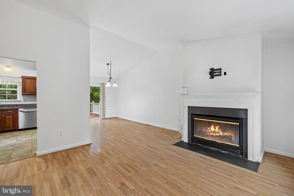11617 LUCASVILLE ROAD