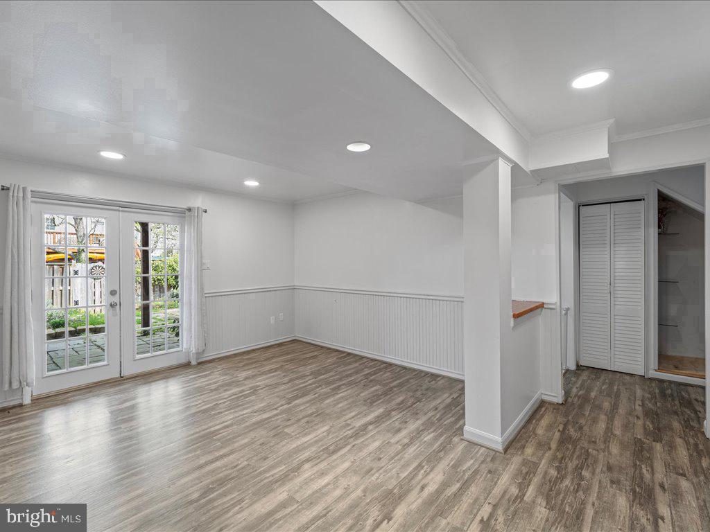 2904 MADEIRA COURT