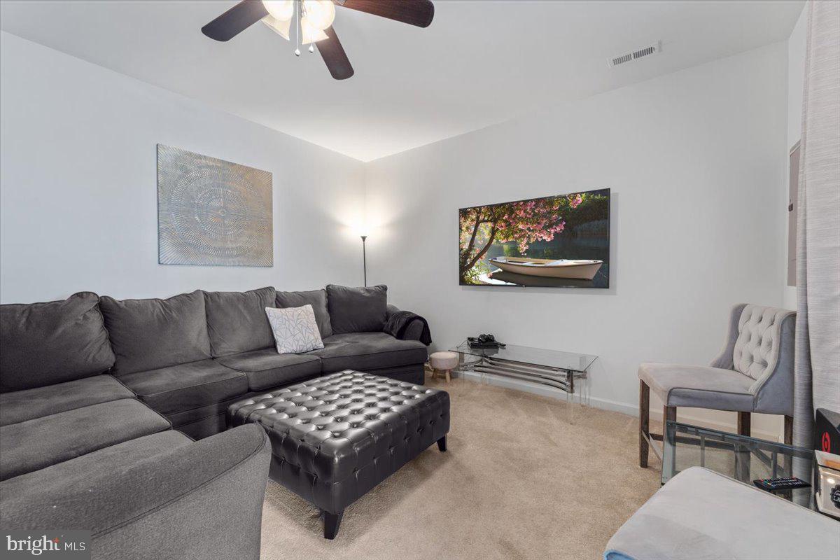 4801 Hicks DRIVE
