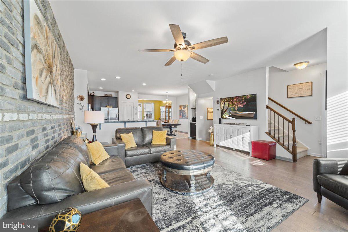 4801 Hicks DRIVE