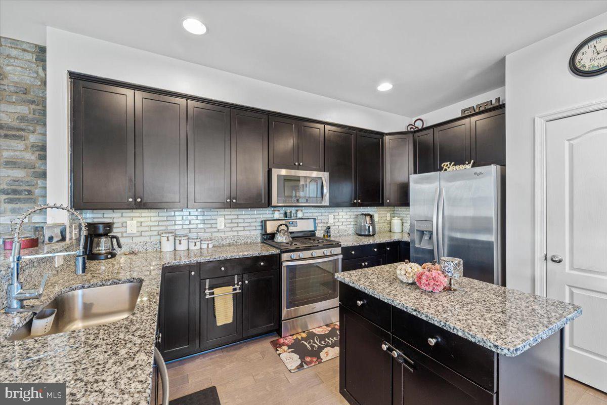 4801 Hicks DRIVE