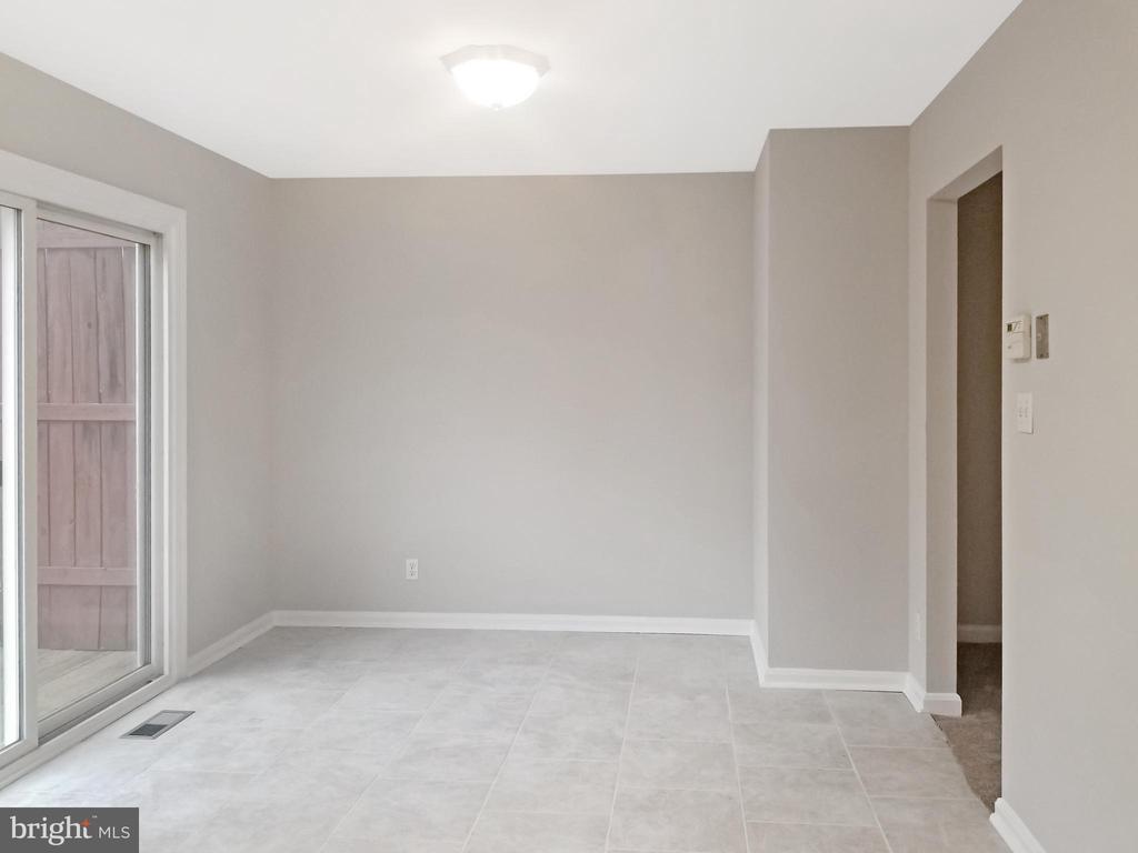 4352 NORMANDY CT