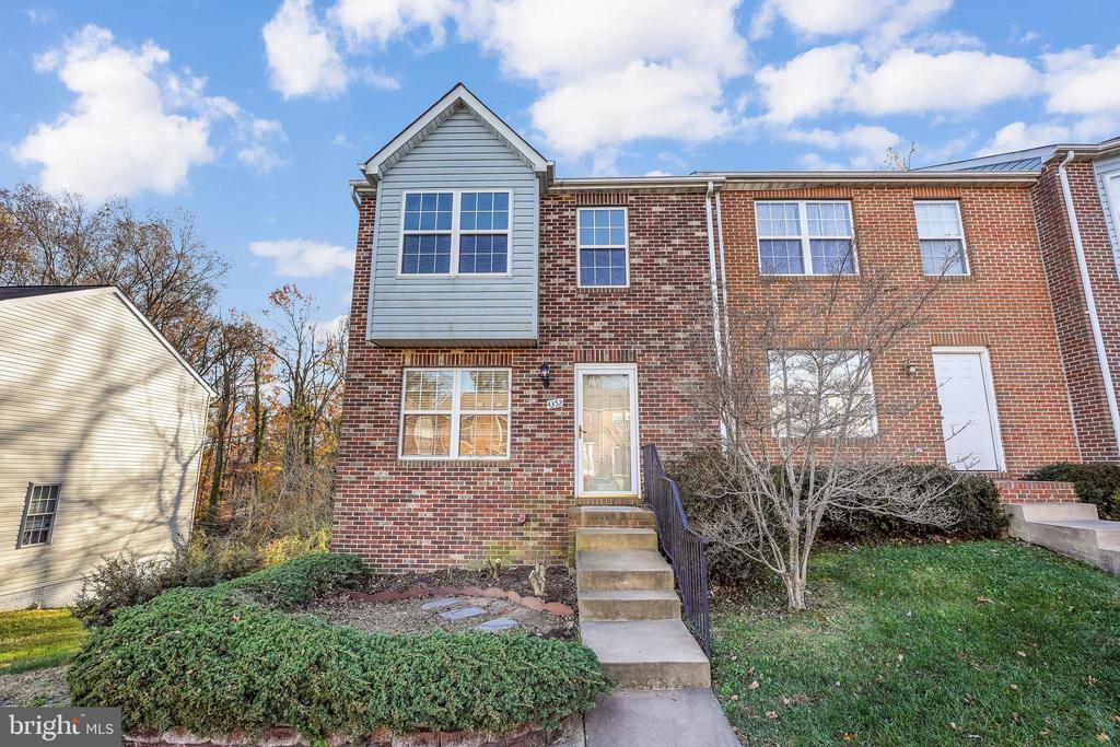 4352 NORMANDY CT