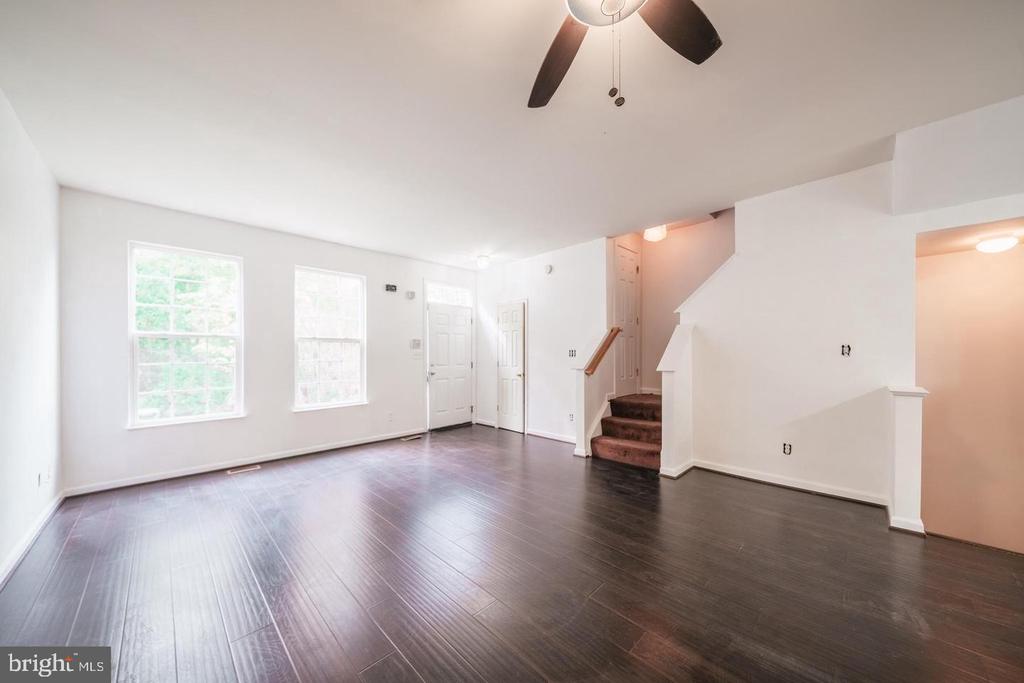 4203 NORMANDY CT