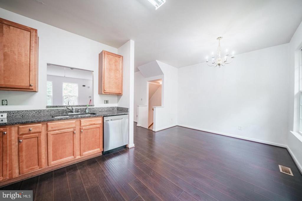 4203 NORMANDY CT