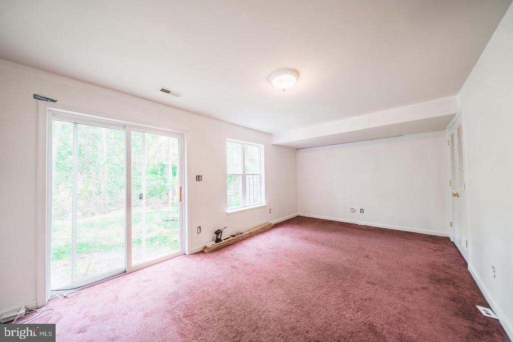 4203 NORMANDY CT
