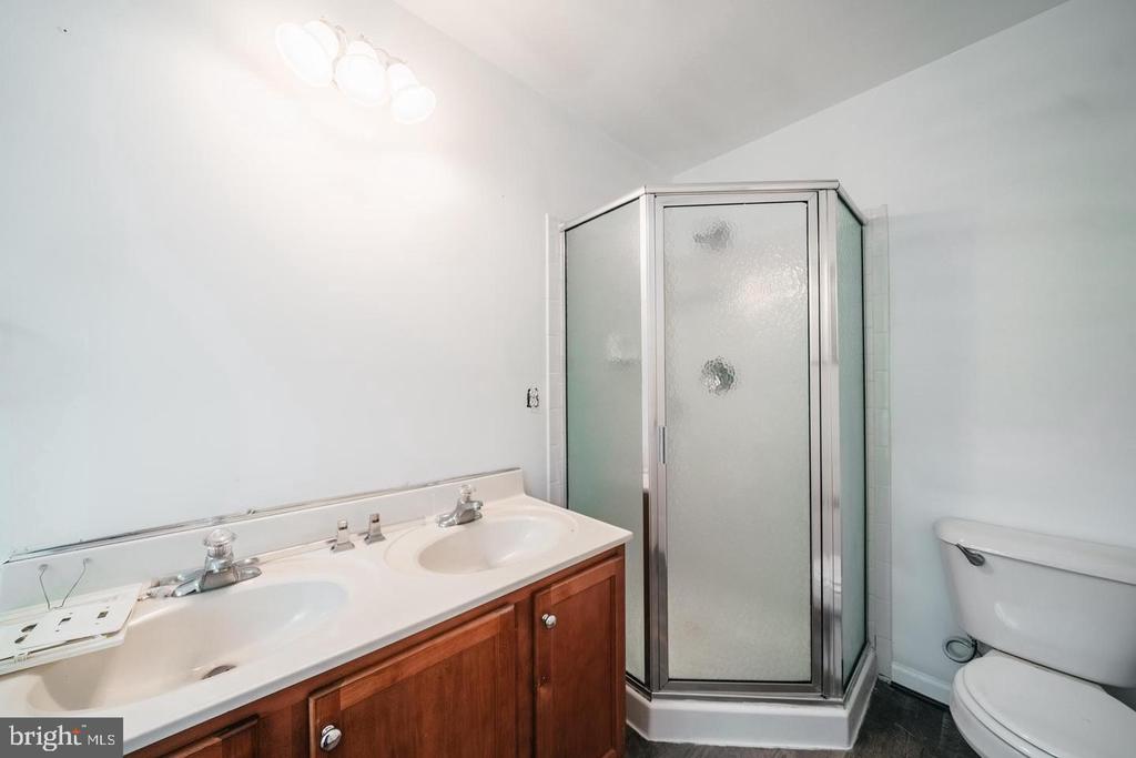 4203 NORMANDY CT