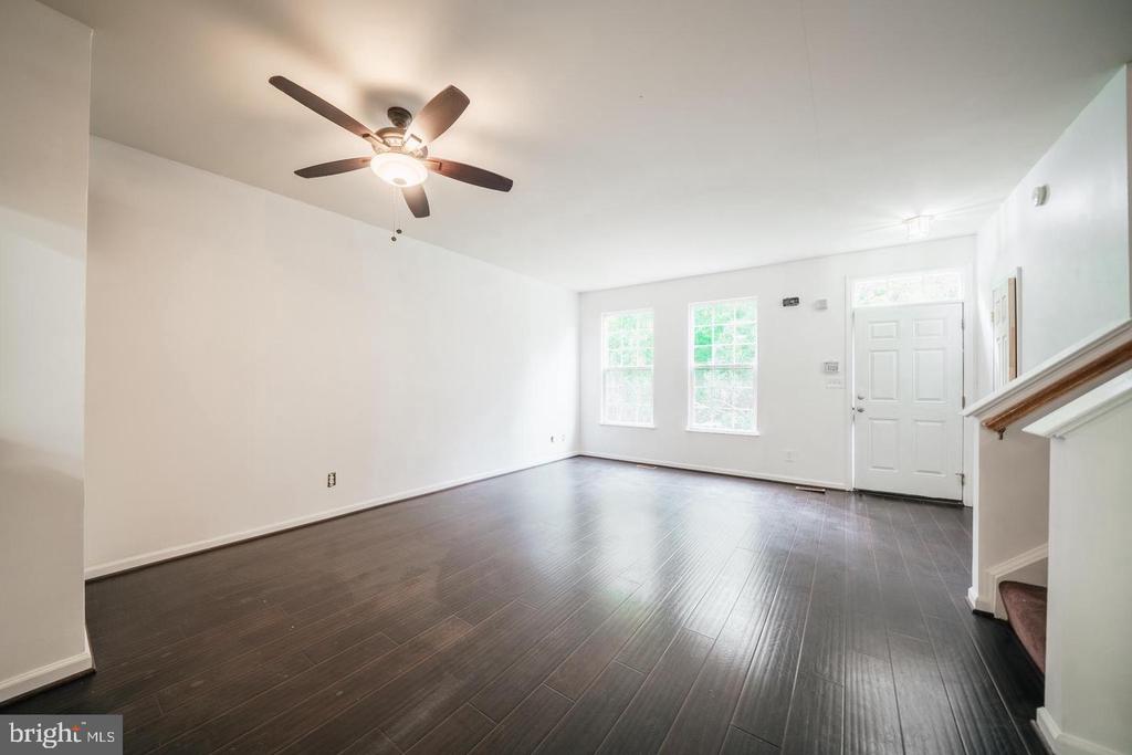 4203 NORMANDY CT