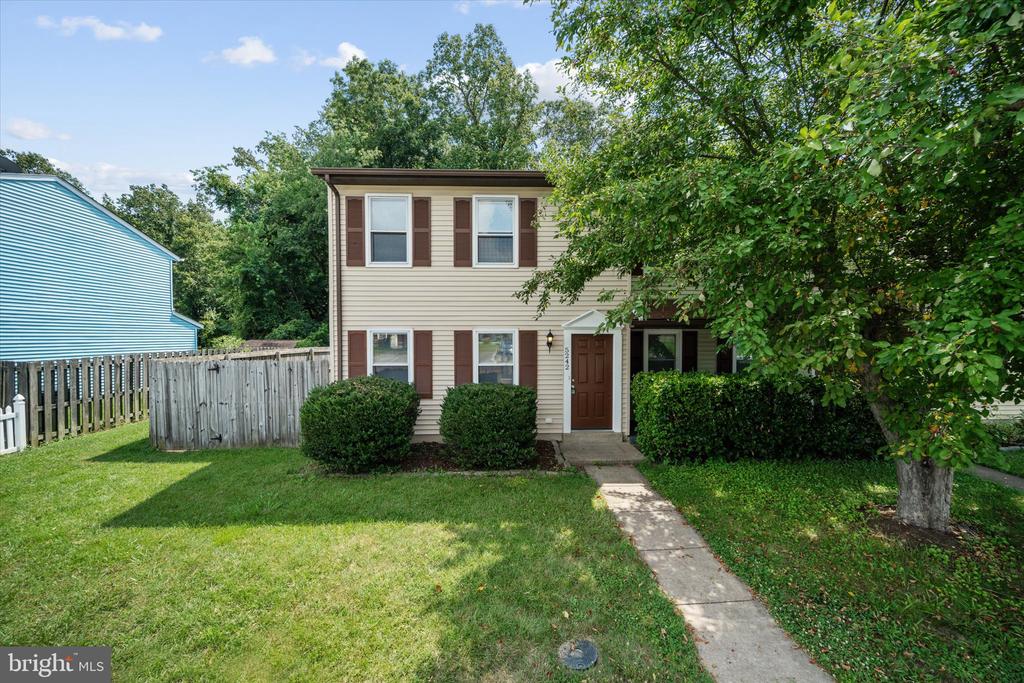 5242 Magnolia Pl