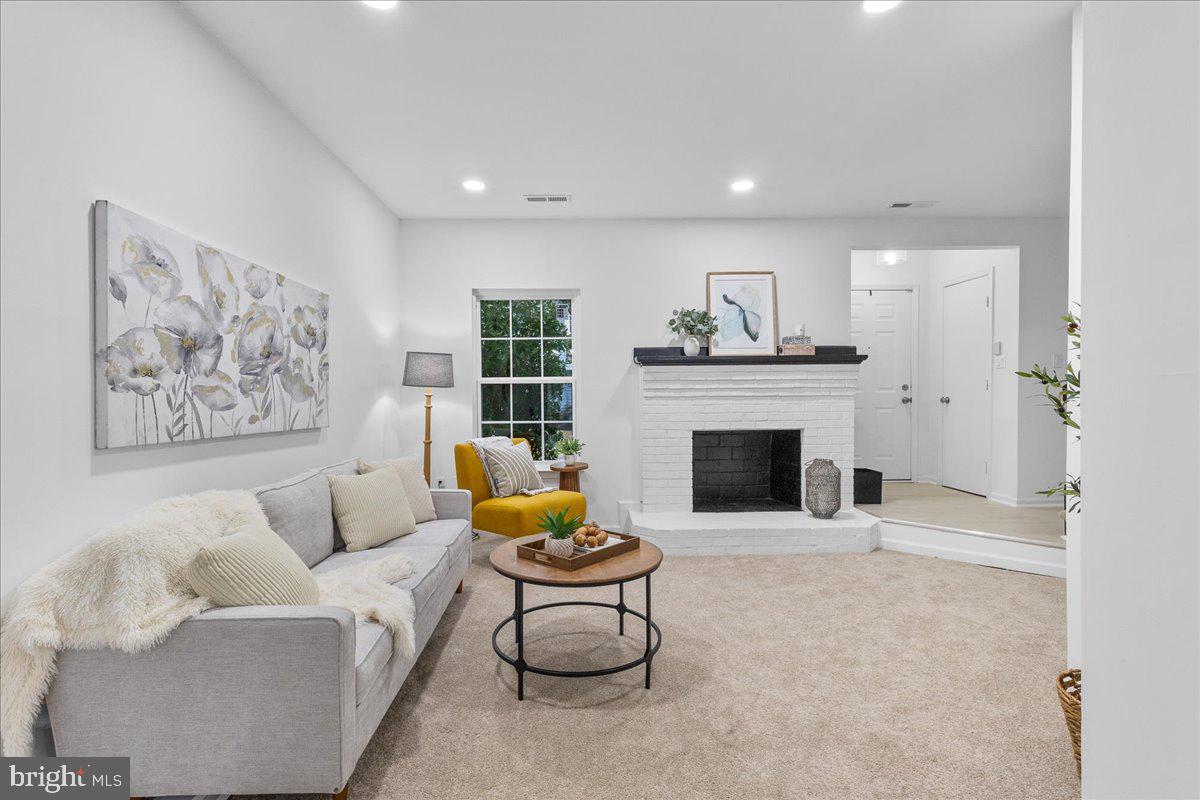 2227 ROCK CREEK ROAD