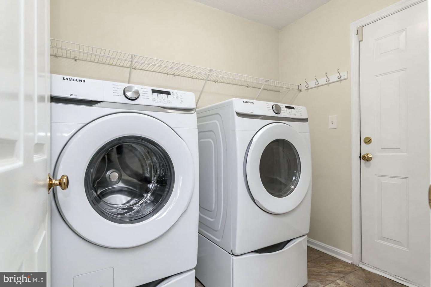 6100 SUNNY MEADOWS DRIVE