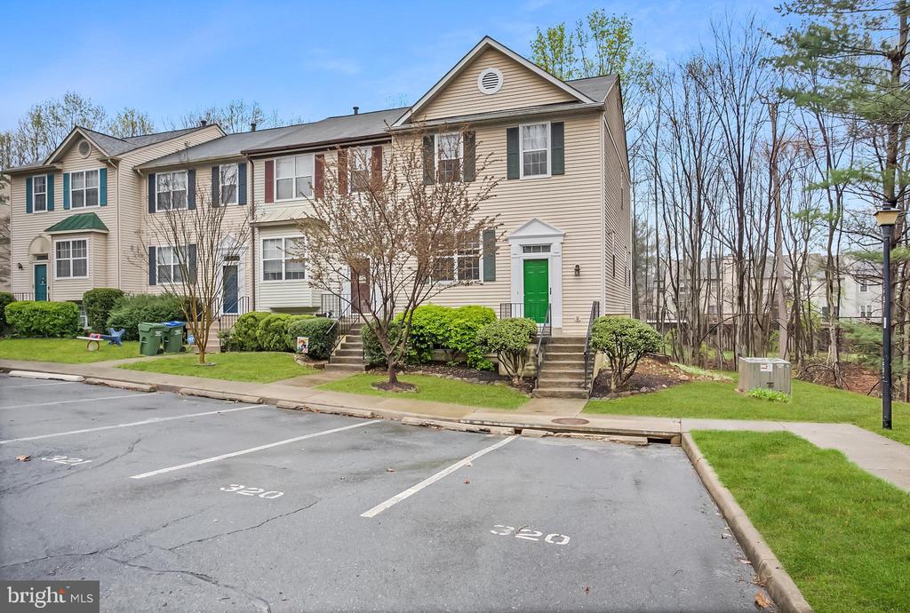 600 CLUB HOUSE RD