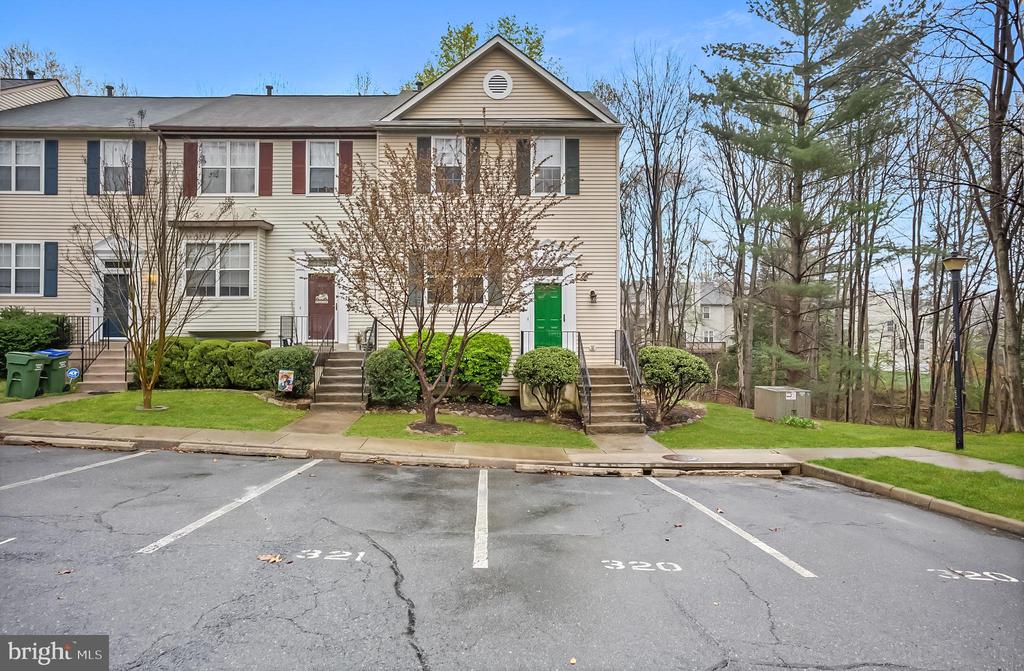 600 CLUB HOUSE RD