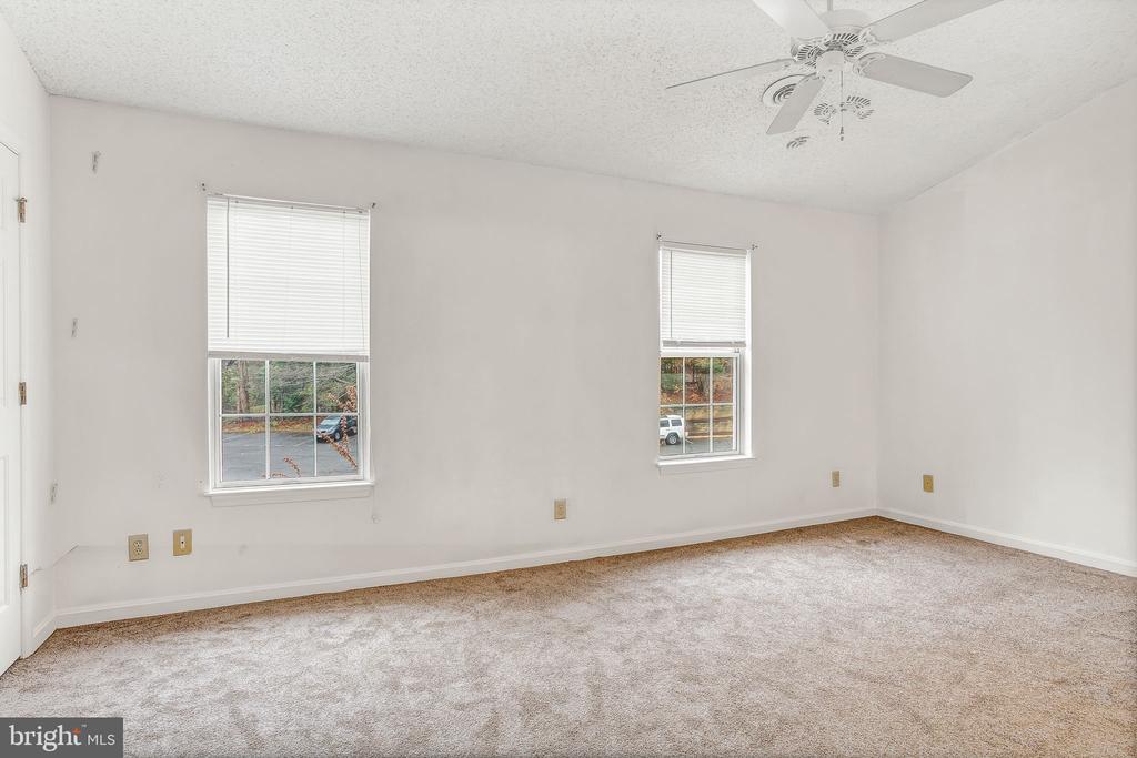 600 CLUB HOUSE RD