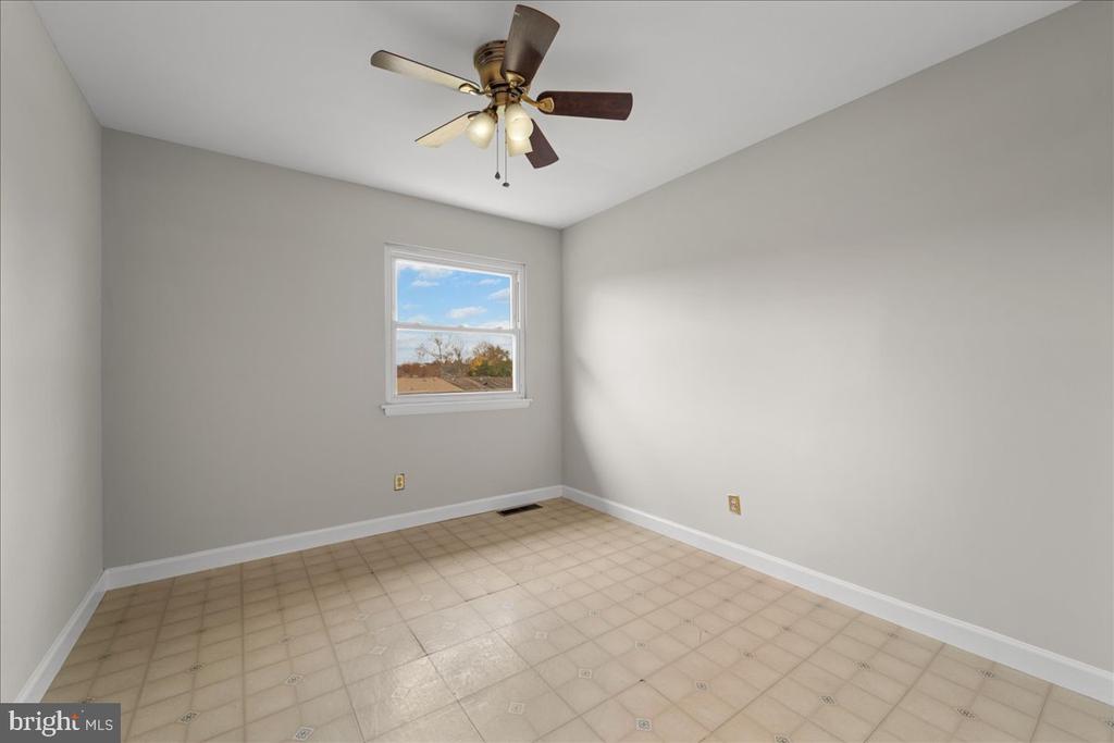 1 COVENTRY CT