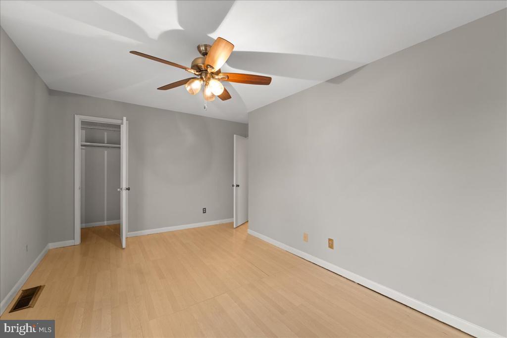 1 COVENTRY CT