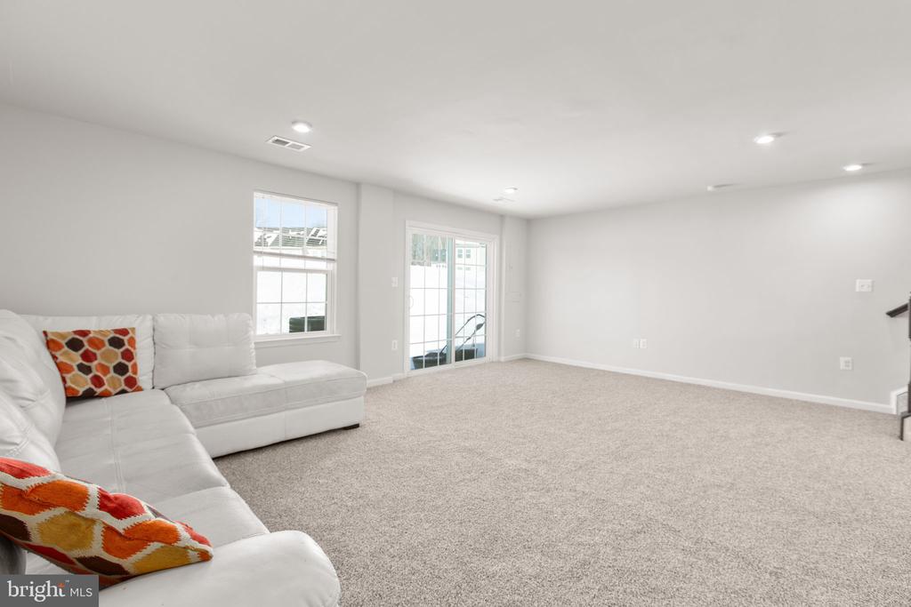 706 ROLLING VALLEY DRIVE