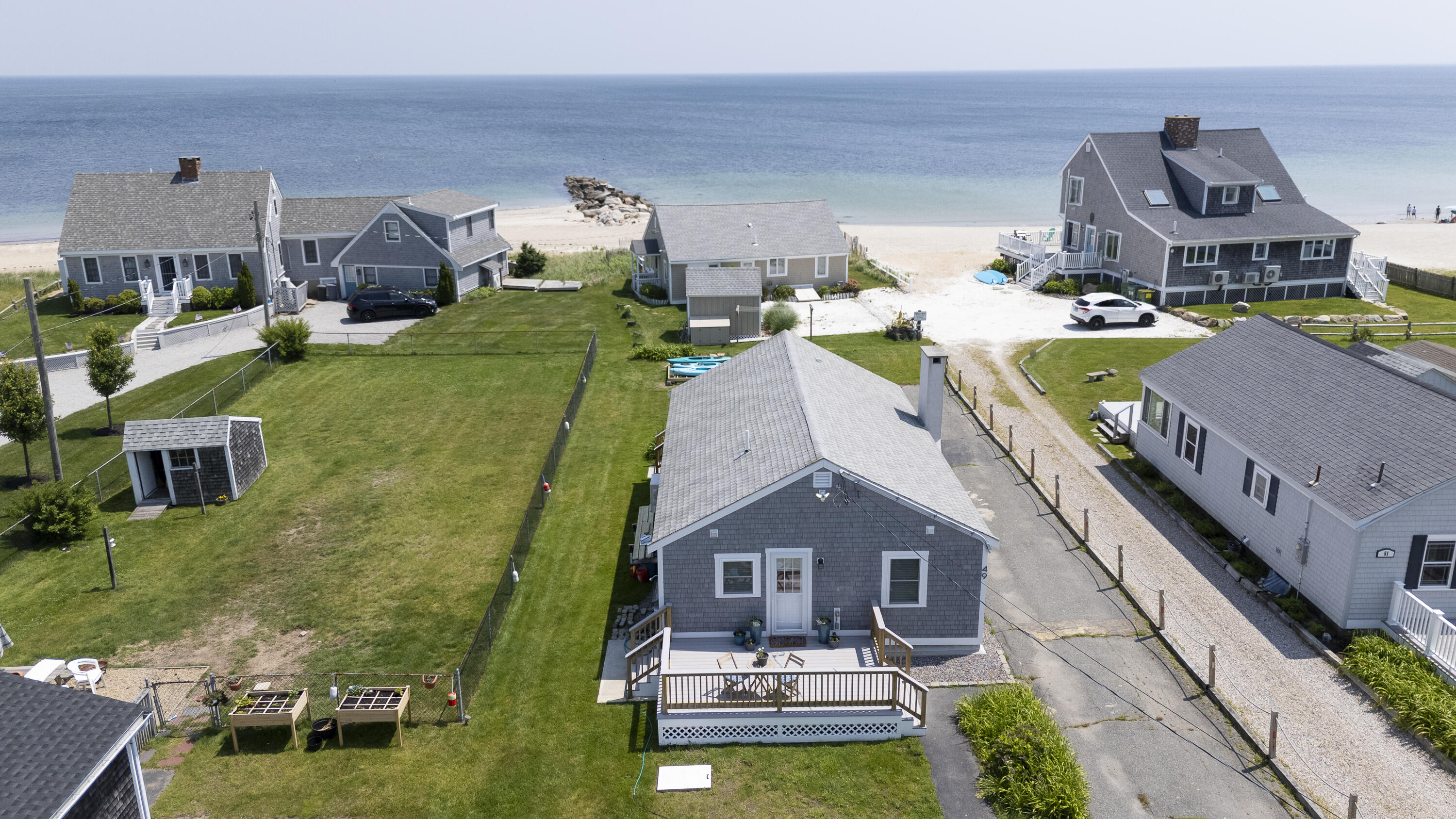 49 Freeman Avenue