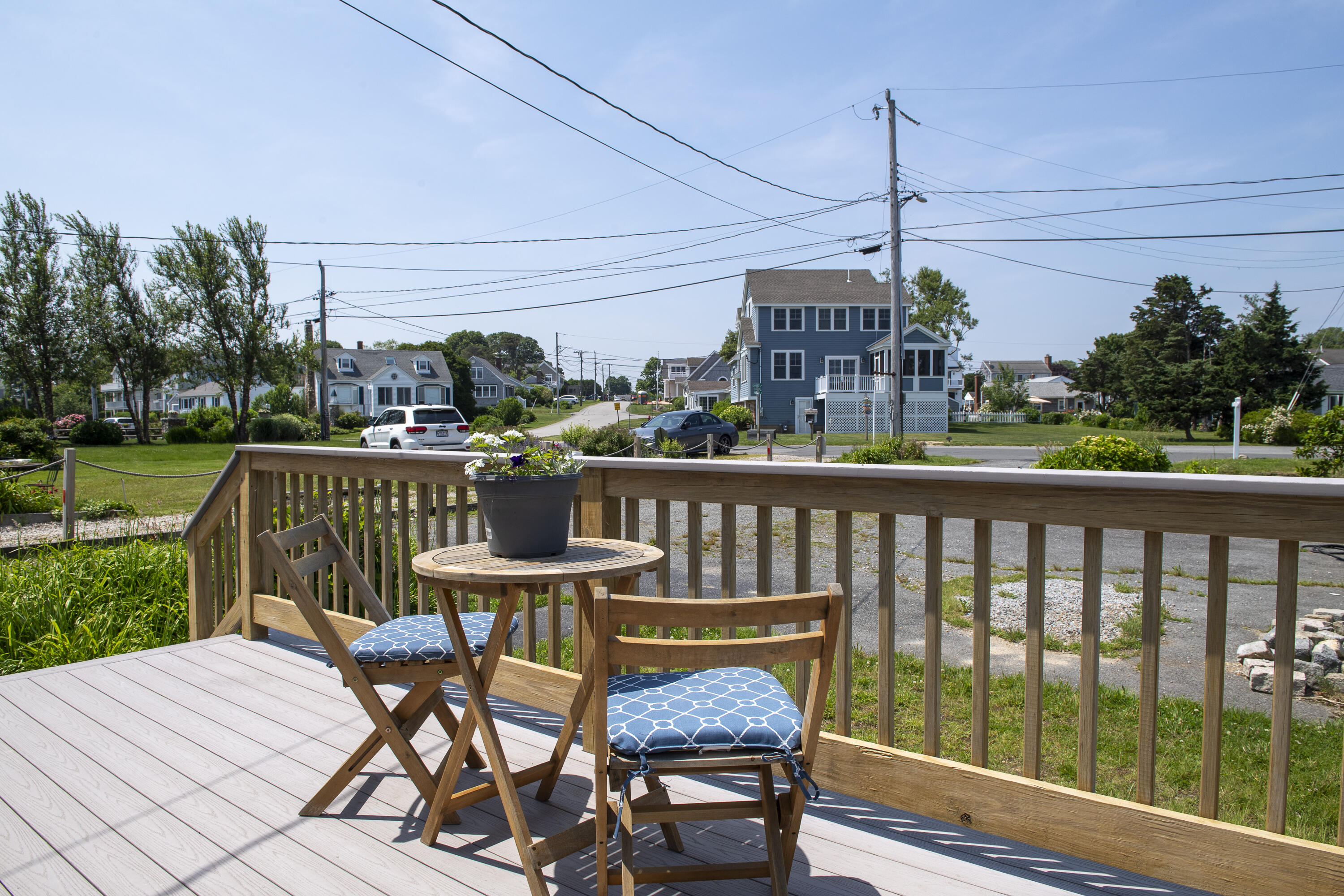 49 Freeman Avenue