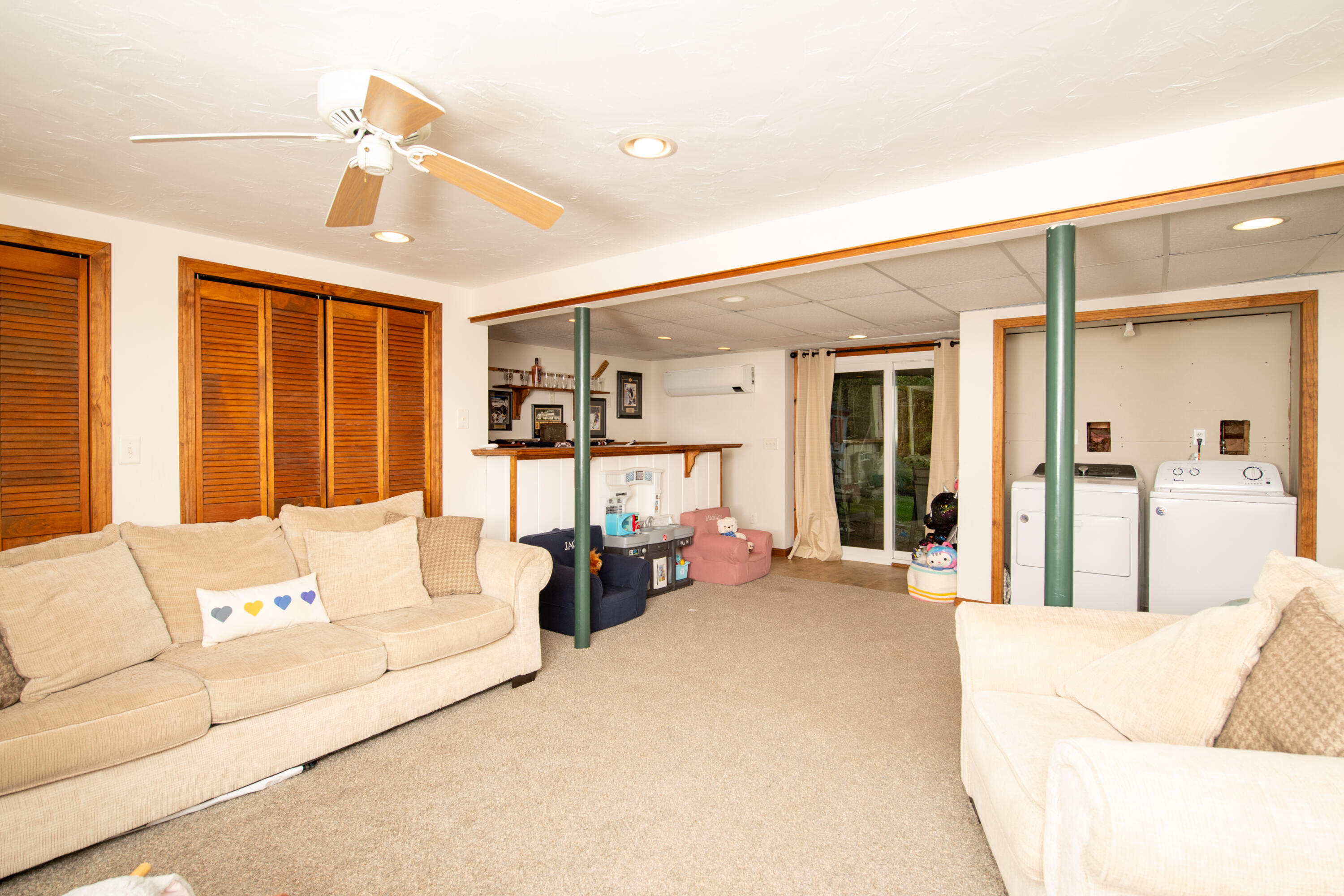 11 Warwick Way