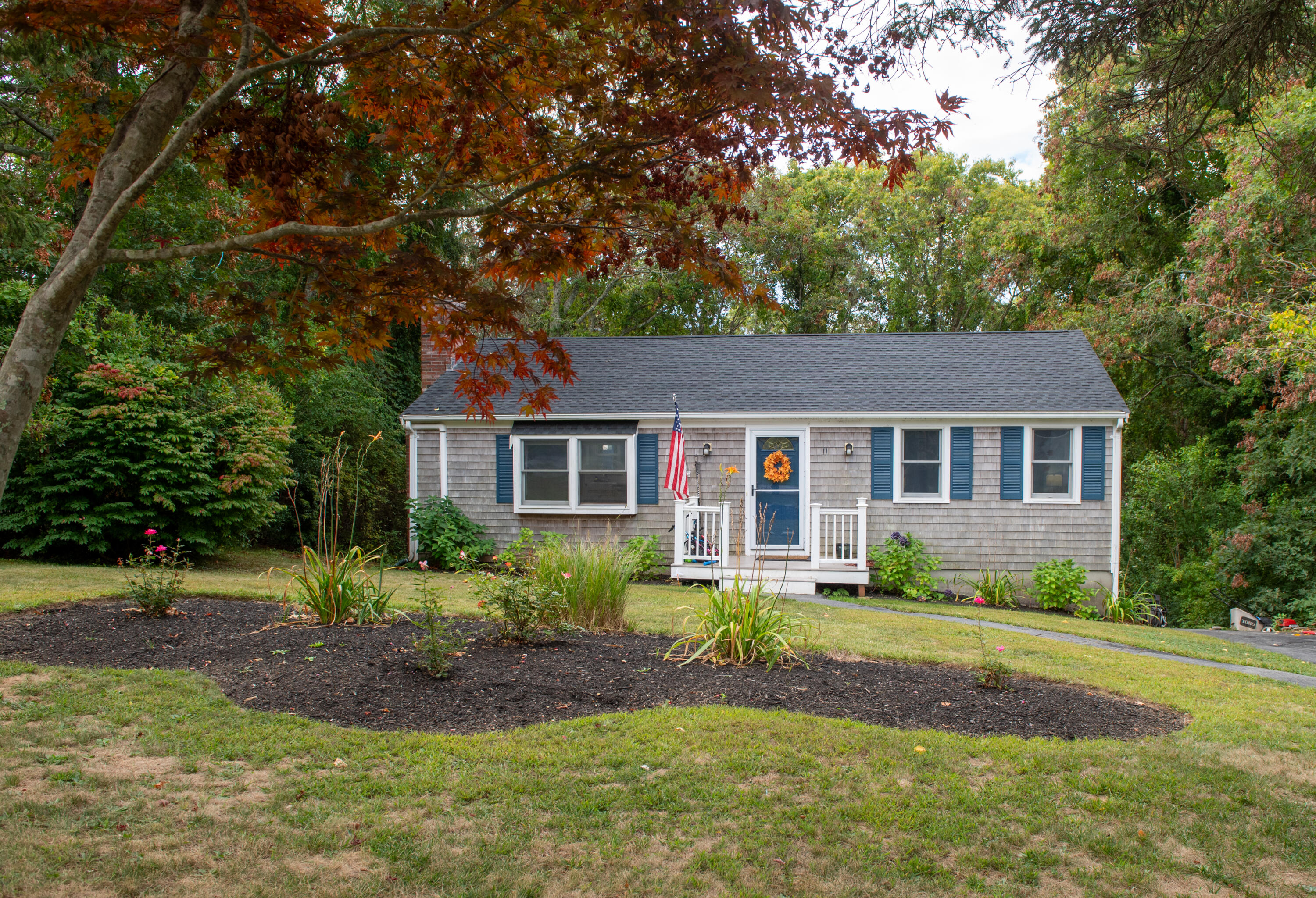 11 Warwick Way
