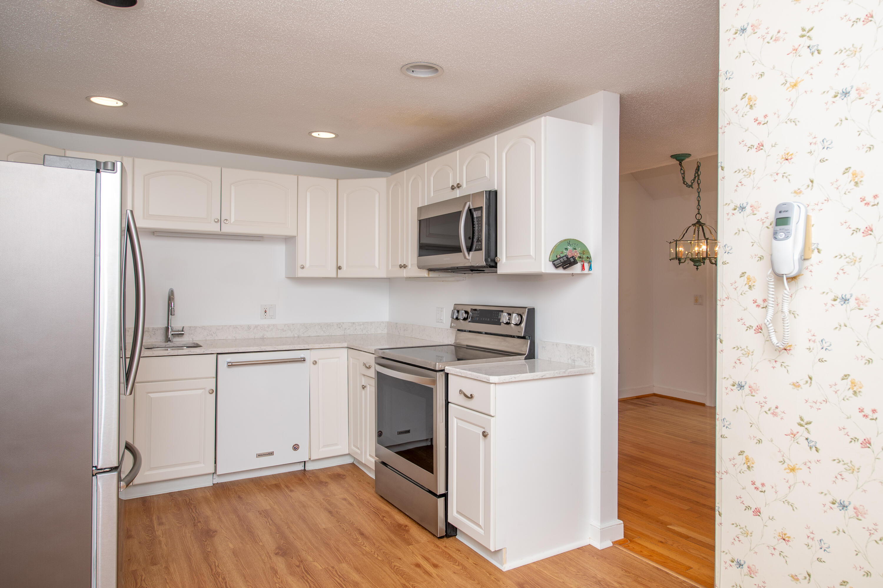 10 Village Green Circle UNIT 10
