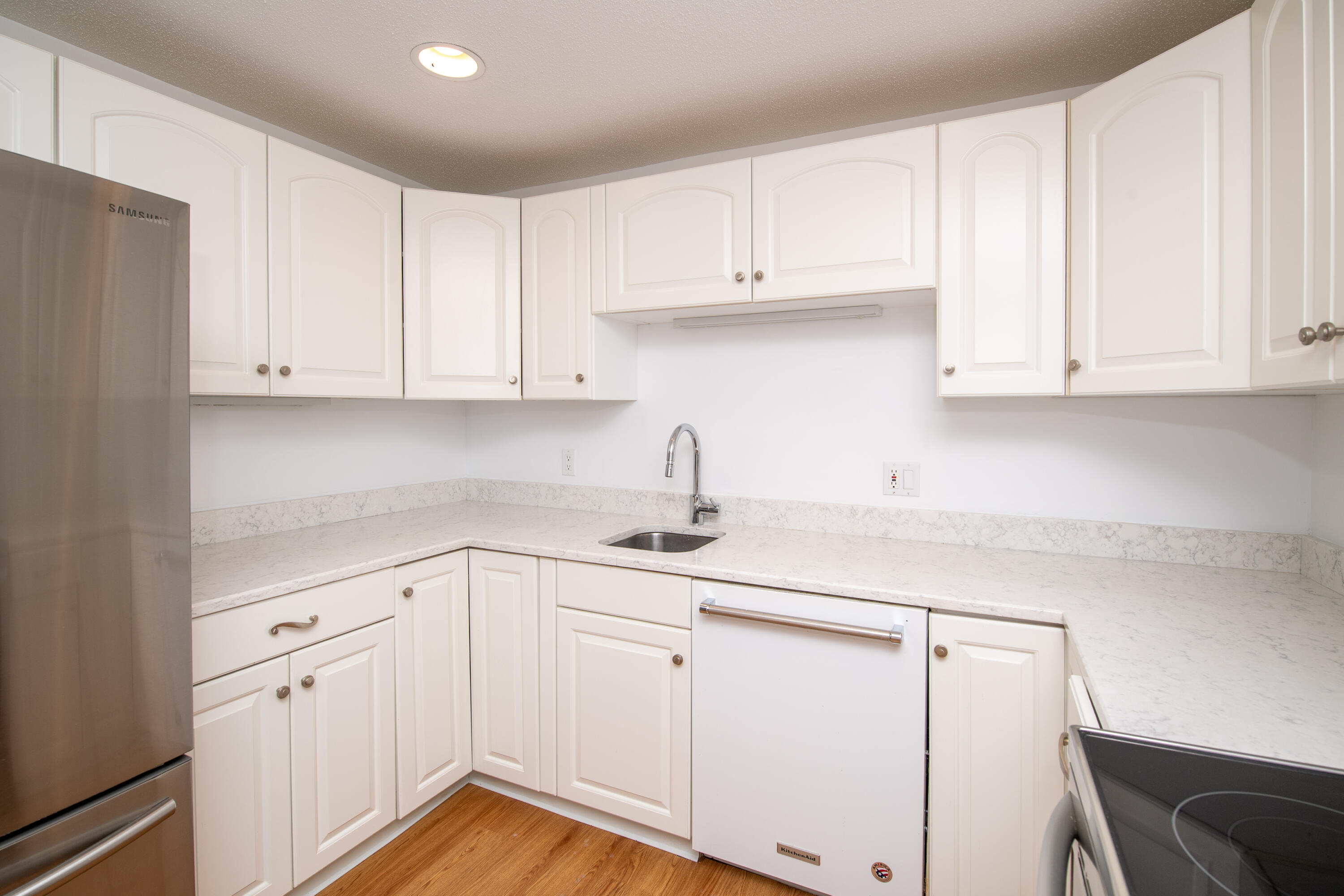10 Village Green Circle UNIT 10