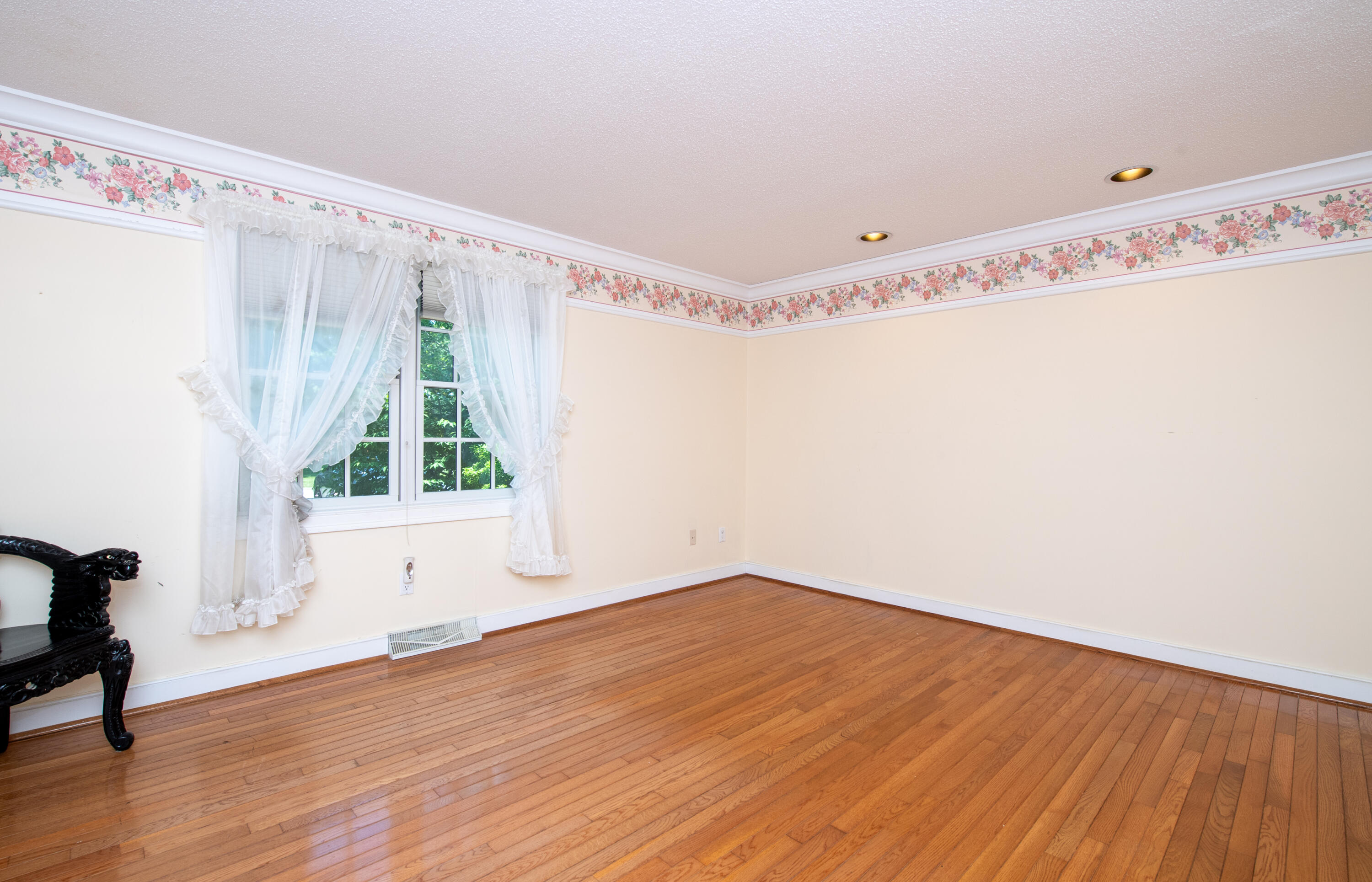 10 Village Green Circle UNIT 10