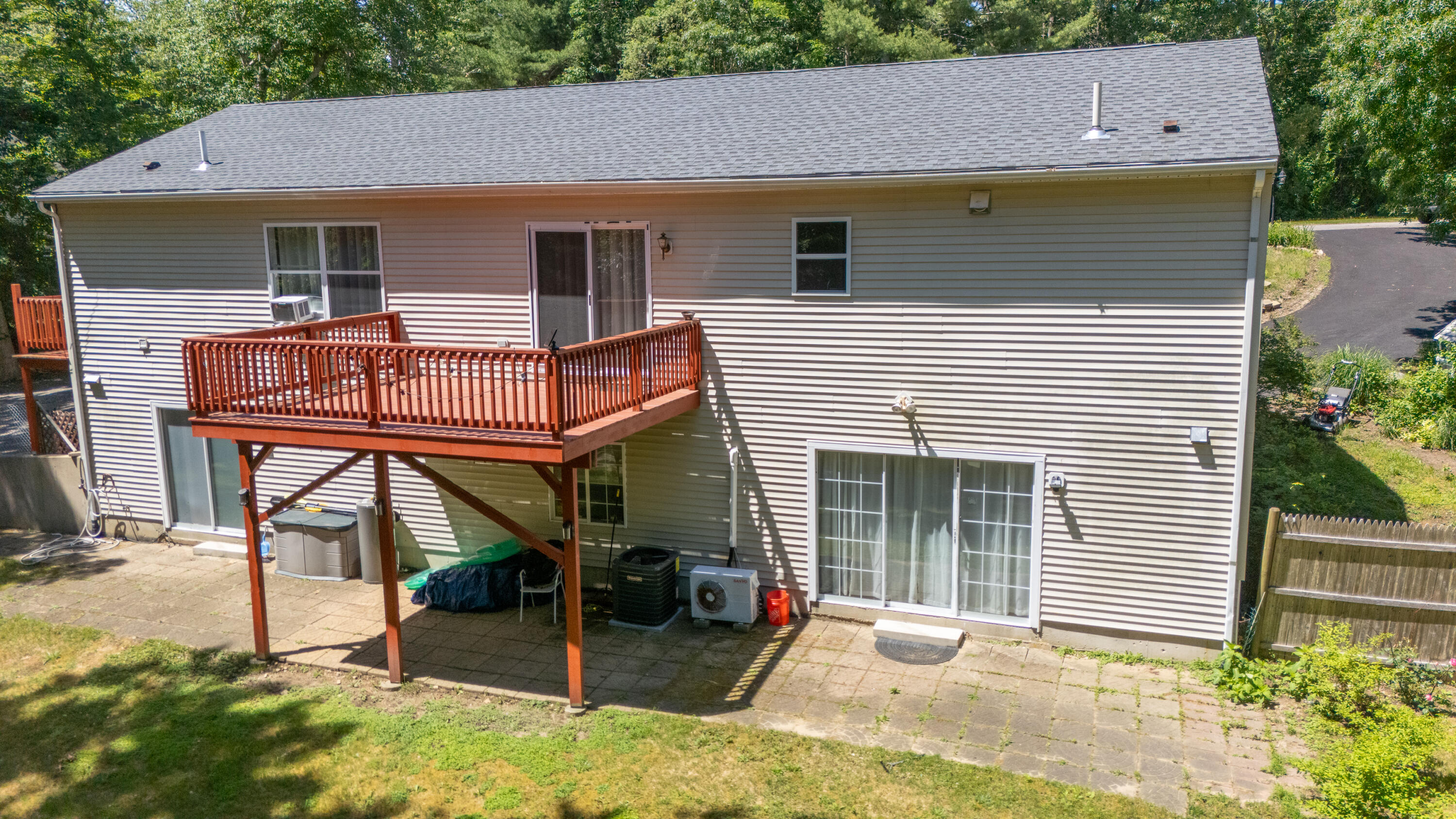 8 Raccoon Lane