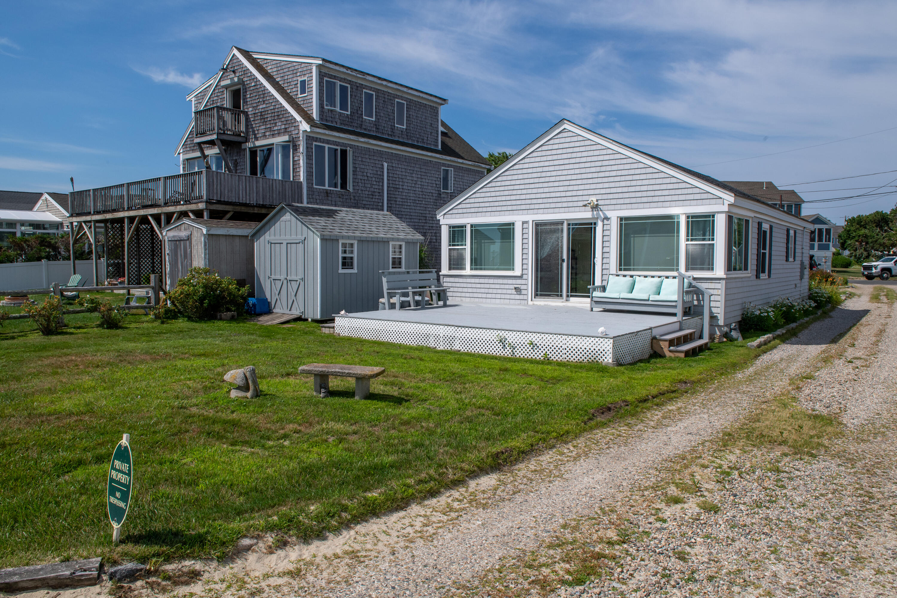 51 Freeman Avenue