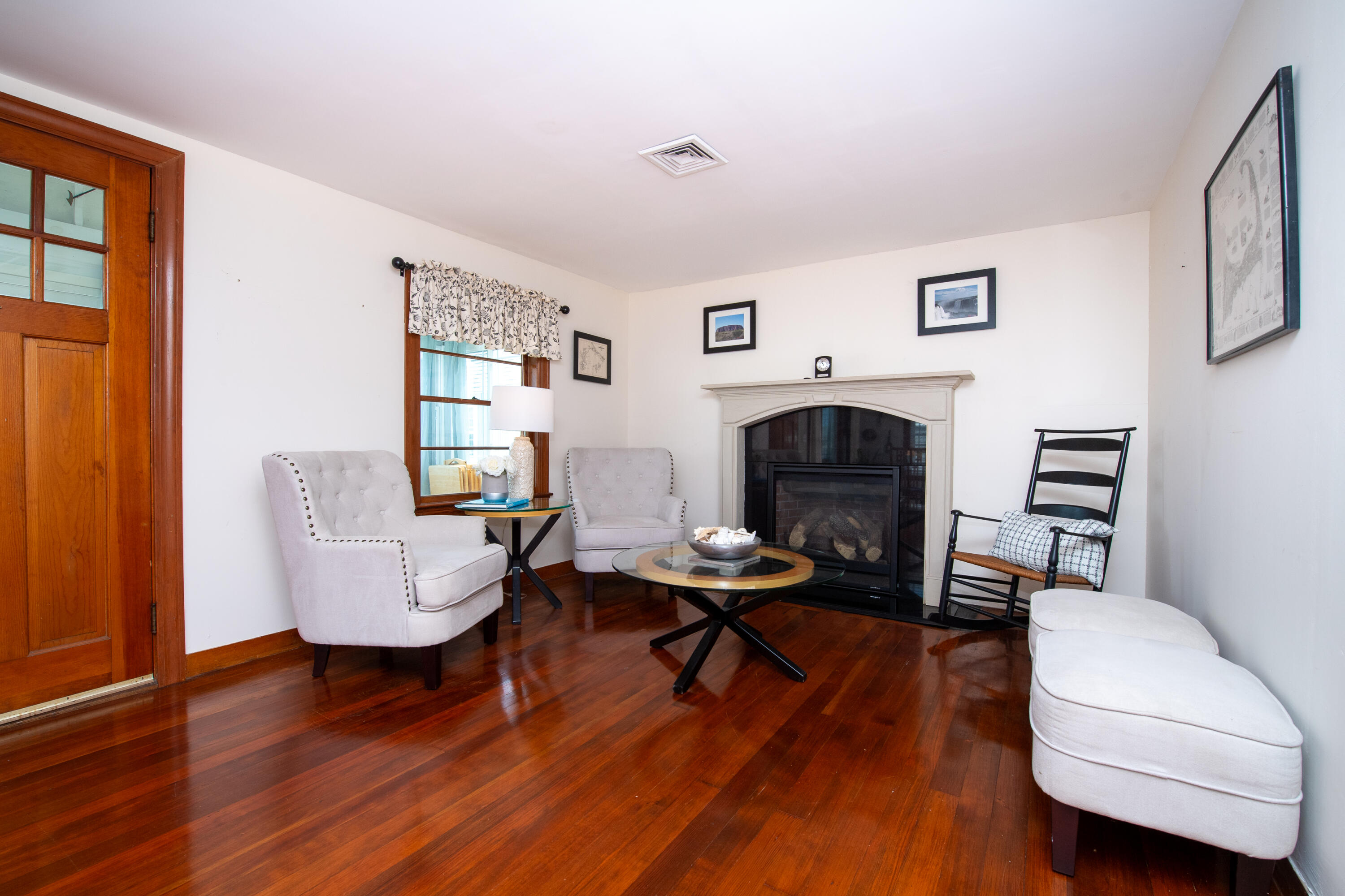51 Freeman Avenue