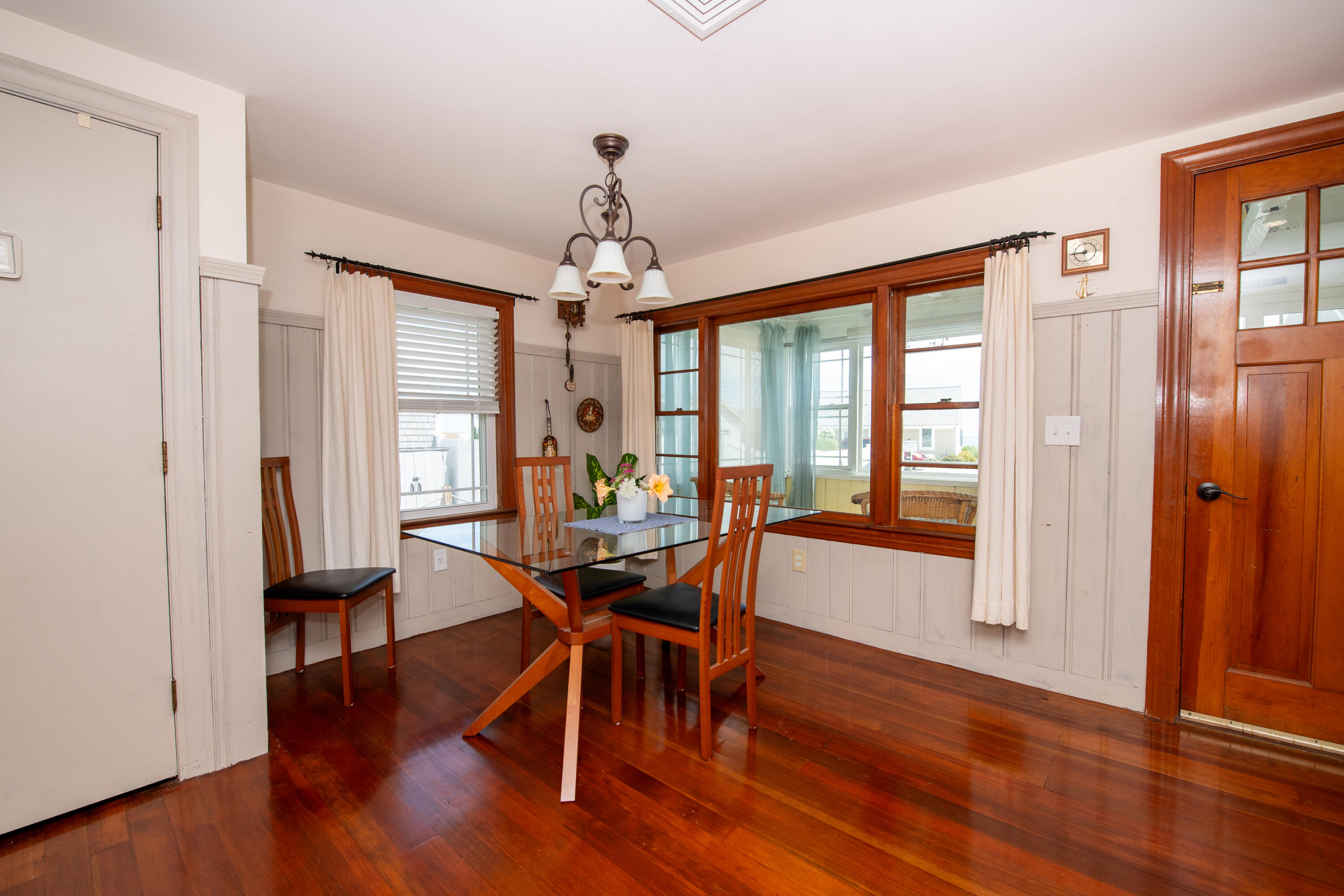 51 Freeman Avenue