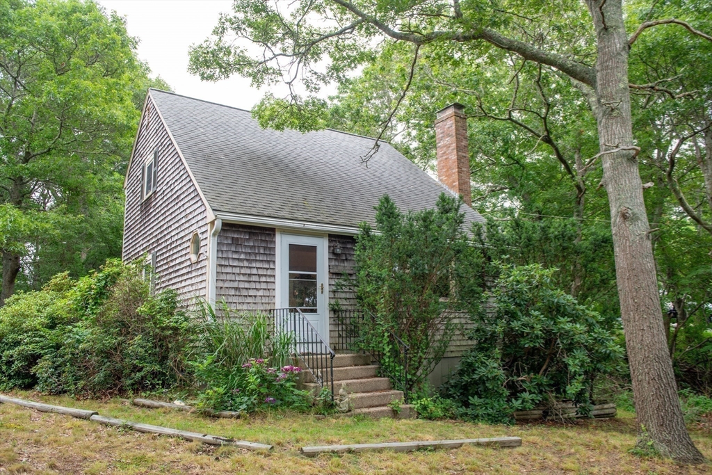 368 Old Plymouth Rd