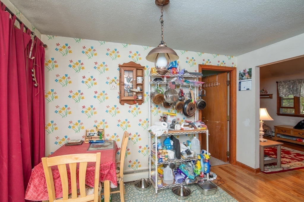 368 Old Plymouth Rd