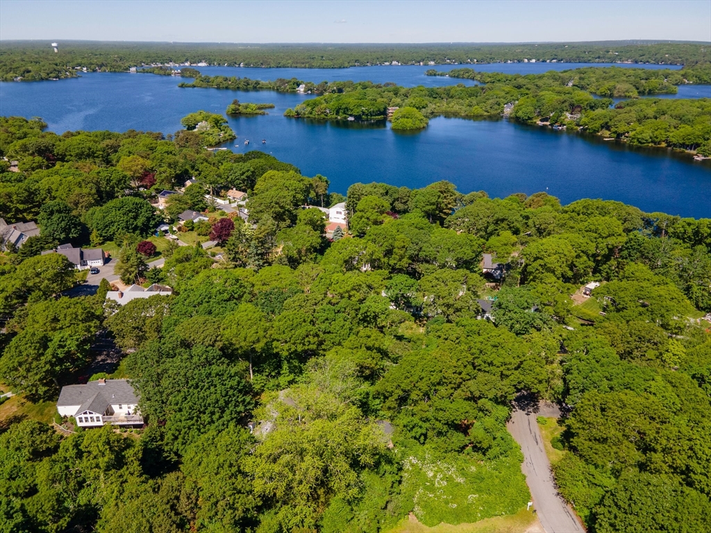 26 Huckins Neck Rd