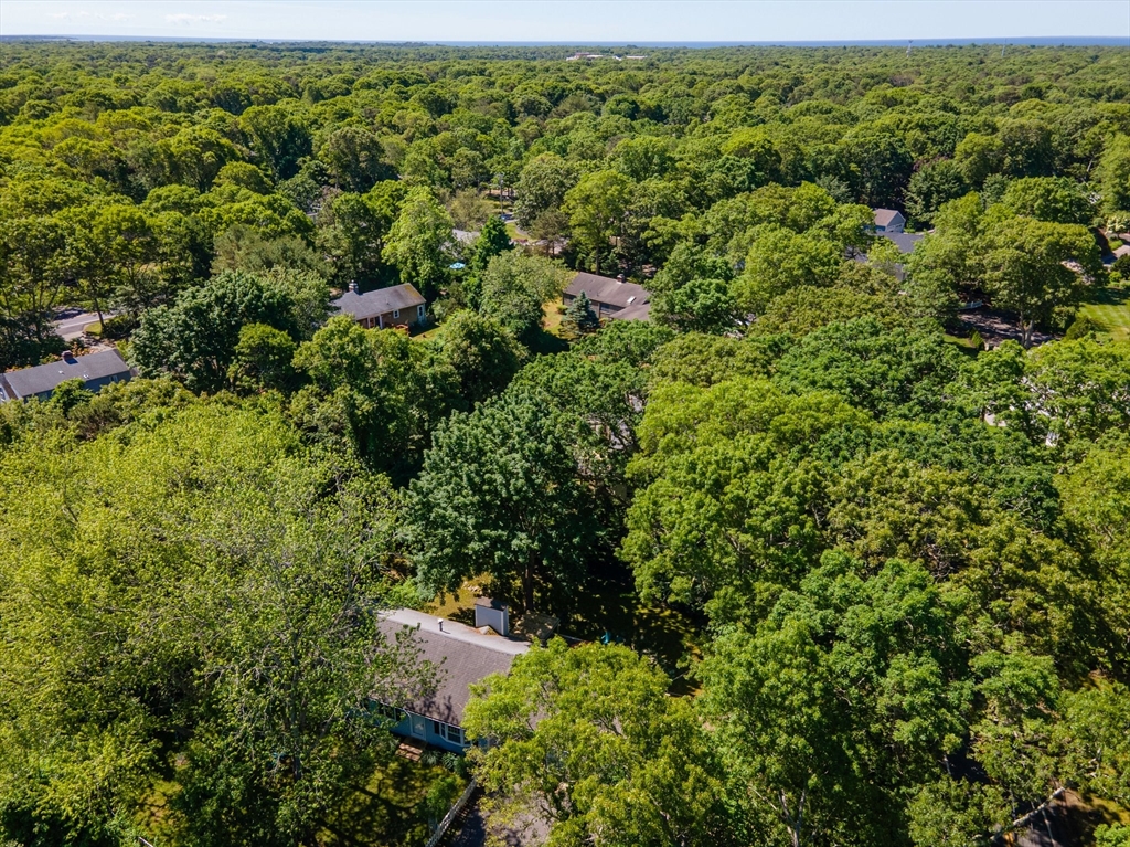 26 Huckins Neck Rd