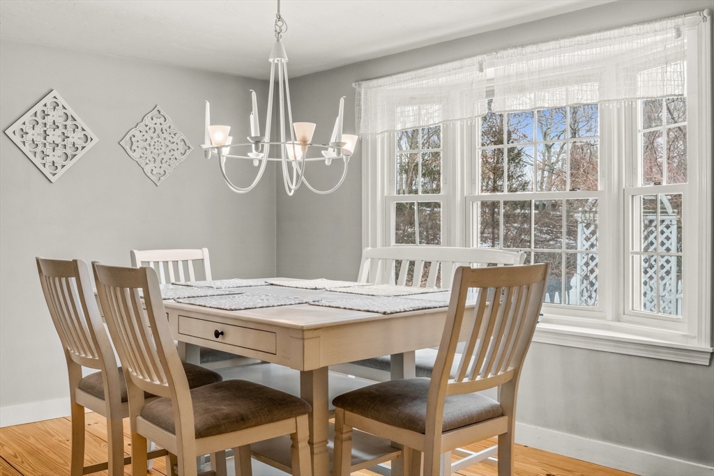 26 Huckins Neck Rd