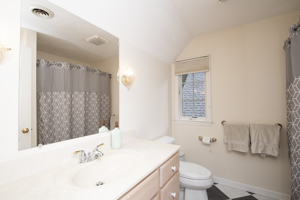 35 Wingfoot Dr
