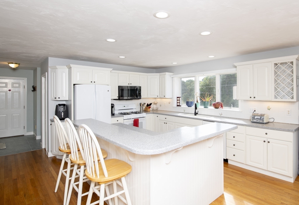 35 Wingfoot Dr