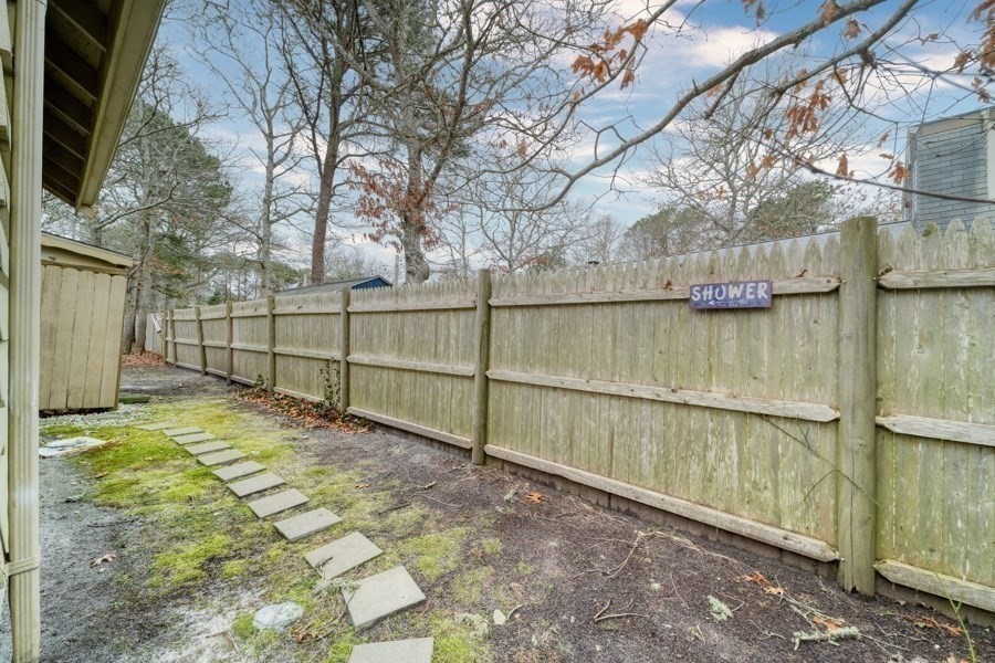 47 Mattakese Rd