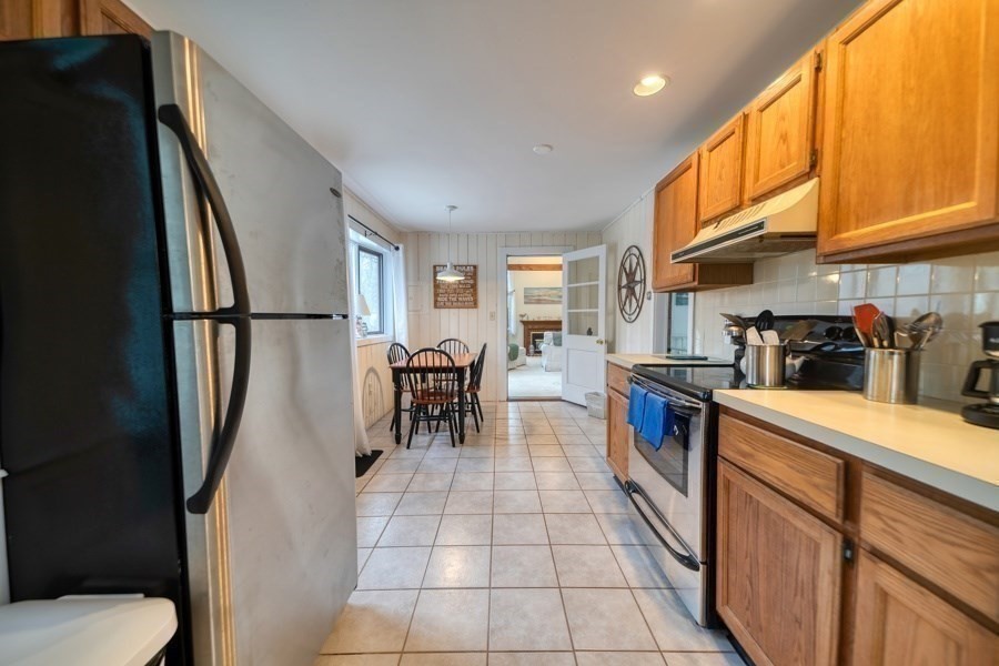47 Mattakese Rd