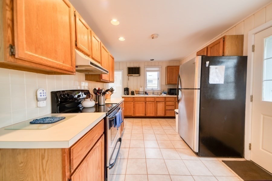 47 Mattakese Rd