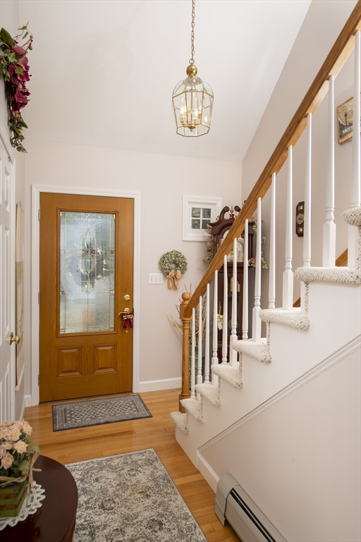 31 Mashpee Neck Rd