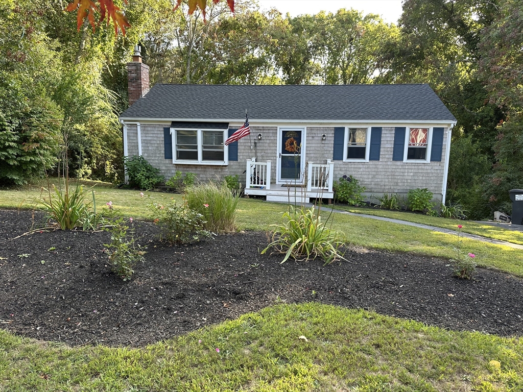 11 Warwick Way