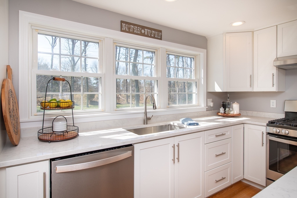 89 Trout Brook Rd